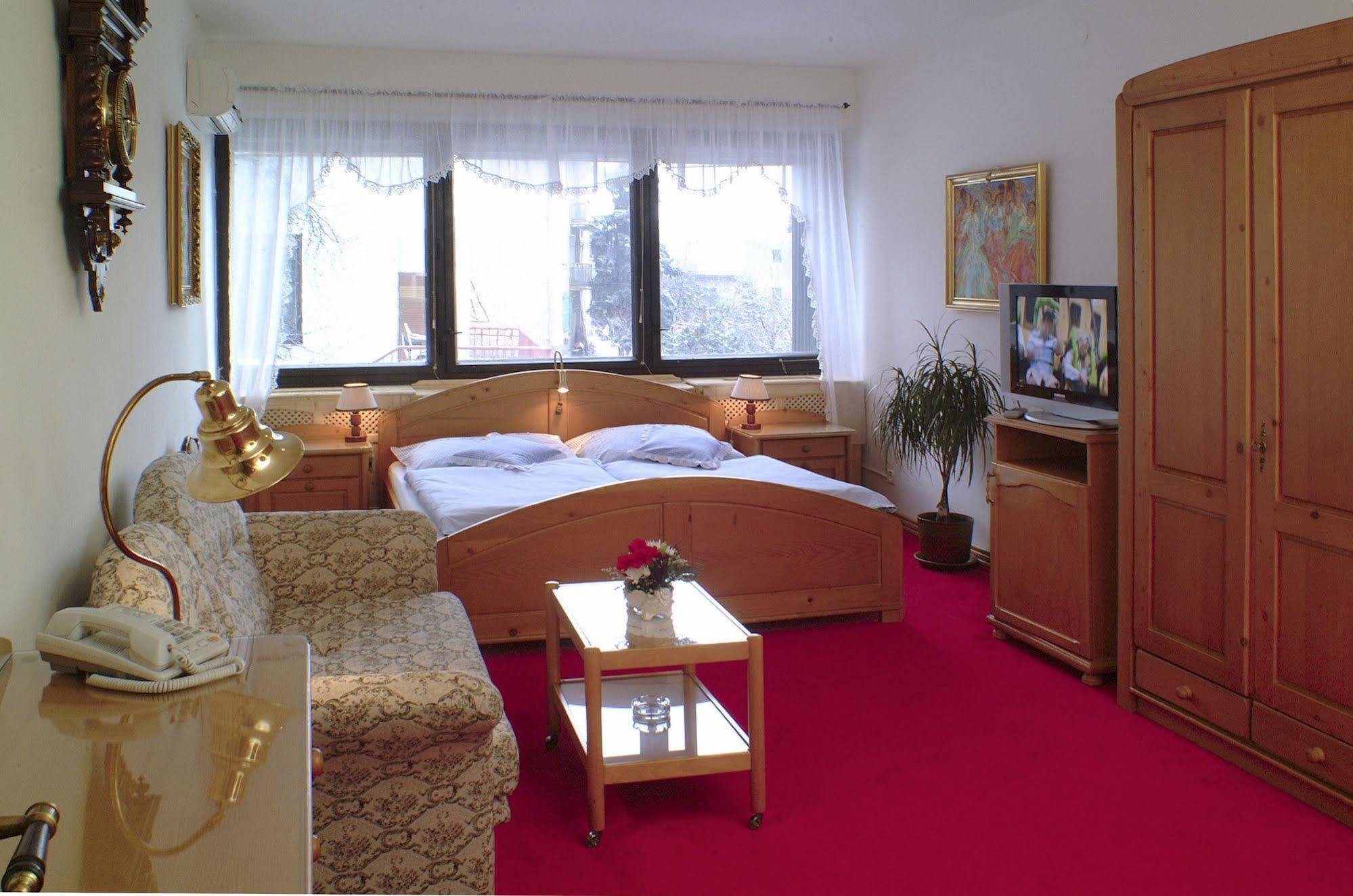 Panoramic Castle Suite With Free Private Parking Bratislava Dış mekan fotoğraf